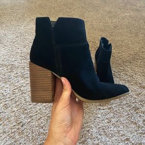 Heeled booties